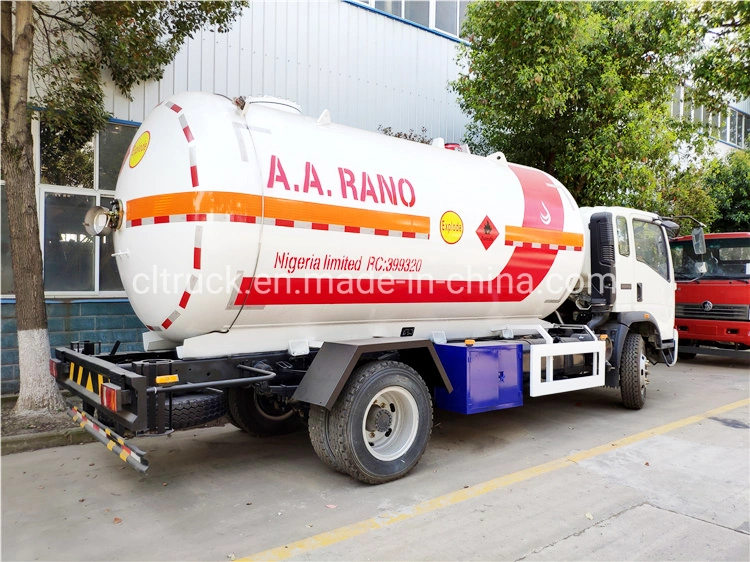 شاحنة سعة 11000 لتر 4X2 LPG Tank سعة 5500 كجم غاز البروبان مركبة ناقلة سائلة