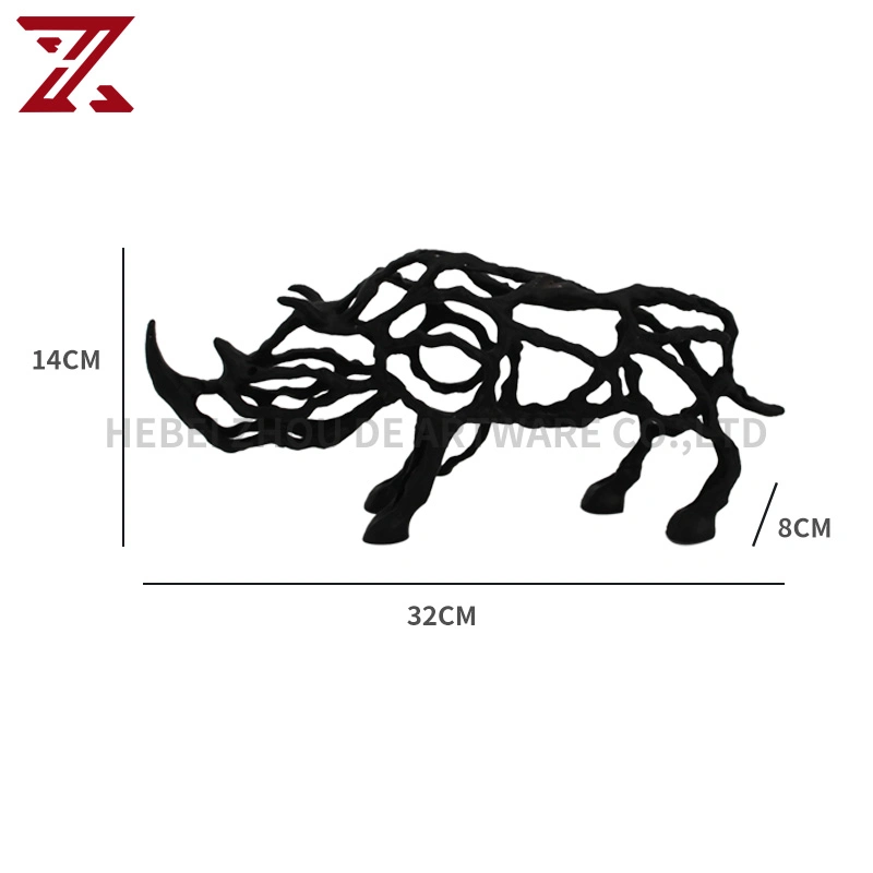 Hot Sell Hollowed-out Cow Sculpture Creative Abstract Metal Decoration Cast Iron Crafts Home Decor