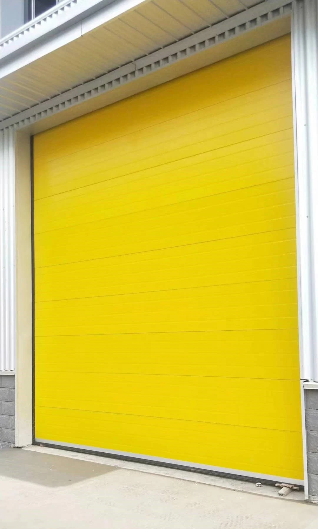 Automatic Loading Dock Energy-Efficient Vertical Sliding Logistic Warehouse Loading Bay Sectional Garage Door