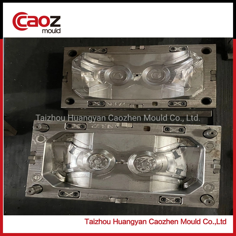 Plastic Helmet Injection Molding with Visor Side Clamp (CZ-1487)