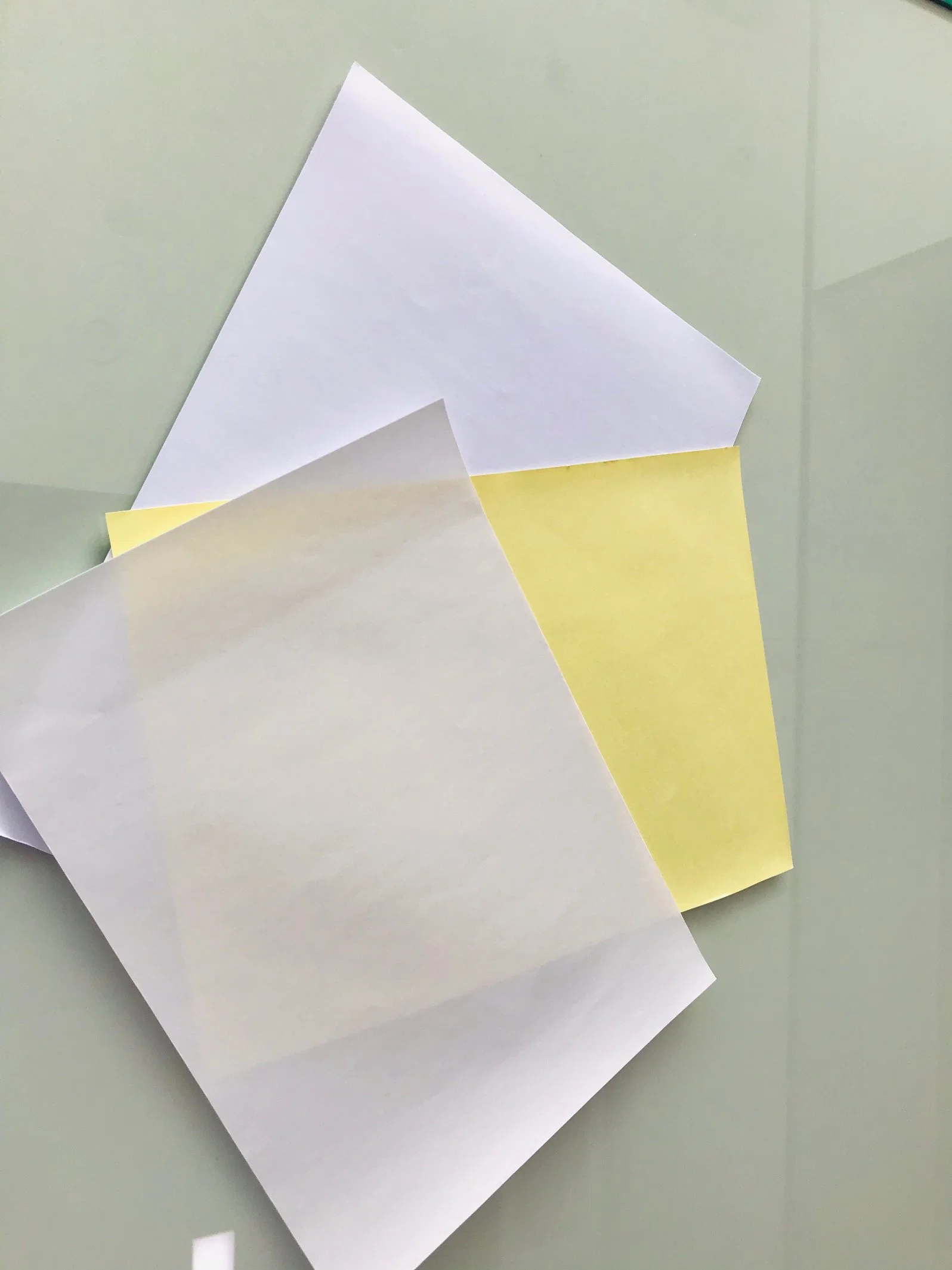 Art Paper with Yellow Liner Paper for General Label Material