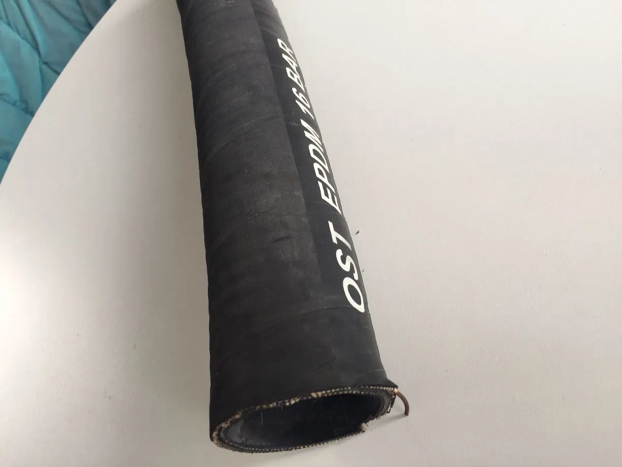 300 Psi Black Rubber Oil Hose for Hydraulic System