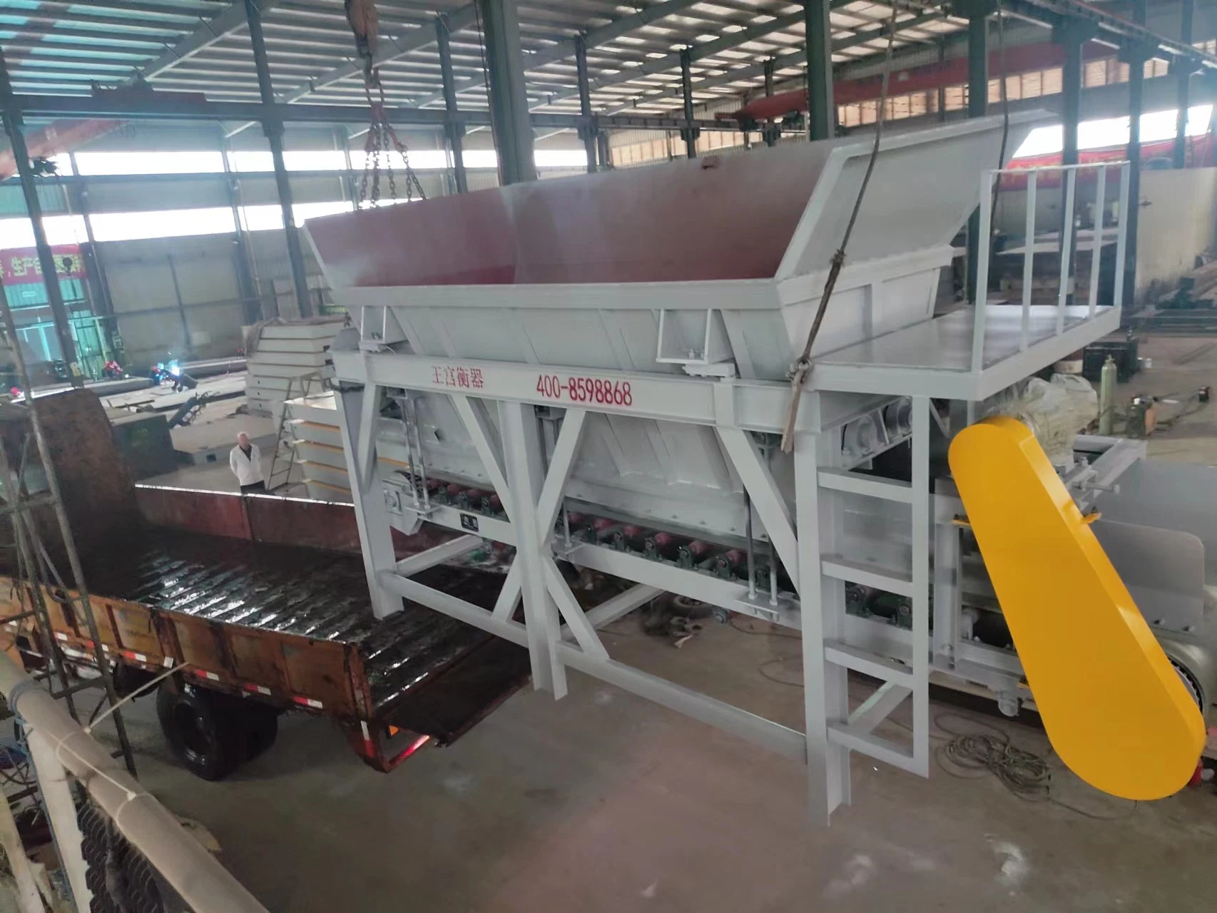 Heavy Duty Belt Weighing Hopper Feeder Use for Ceramics Tiles Plant