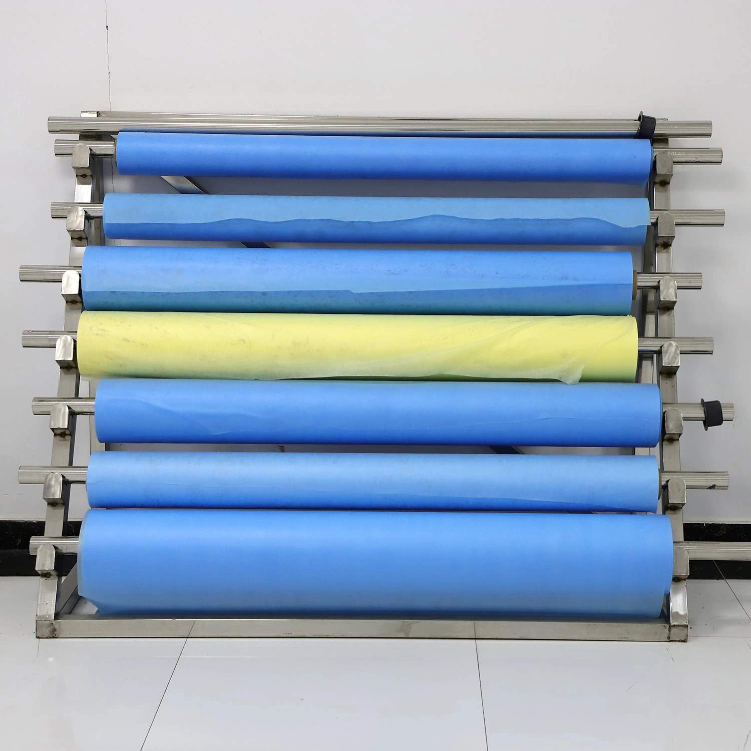 China Supplier of SMS Nonwoven Textile for Protective Coverall