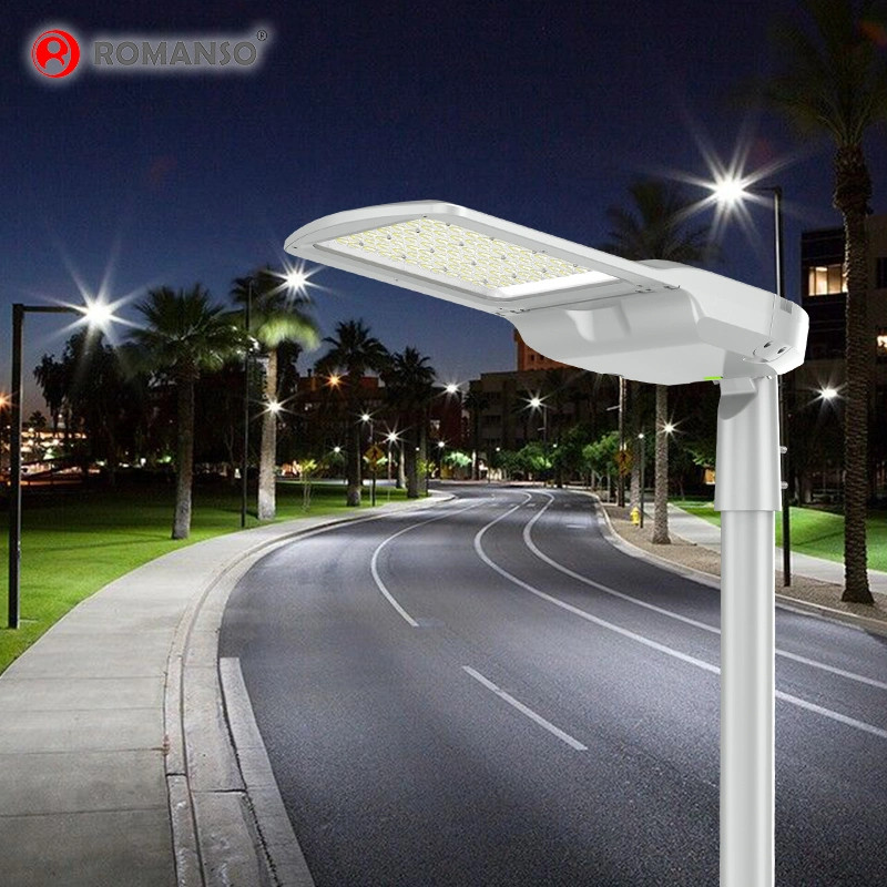 موقف سيارات أيتL معتمد رومانسو أو ODM Street Light 30 واط مصباح LED 240 واط