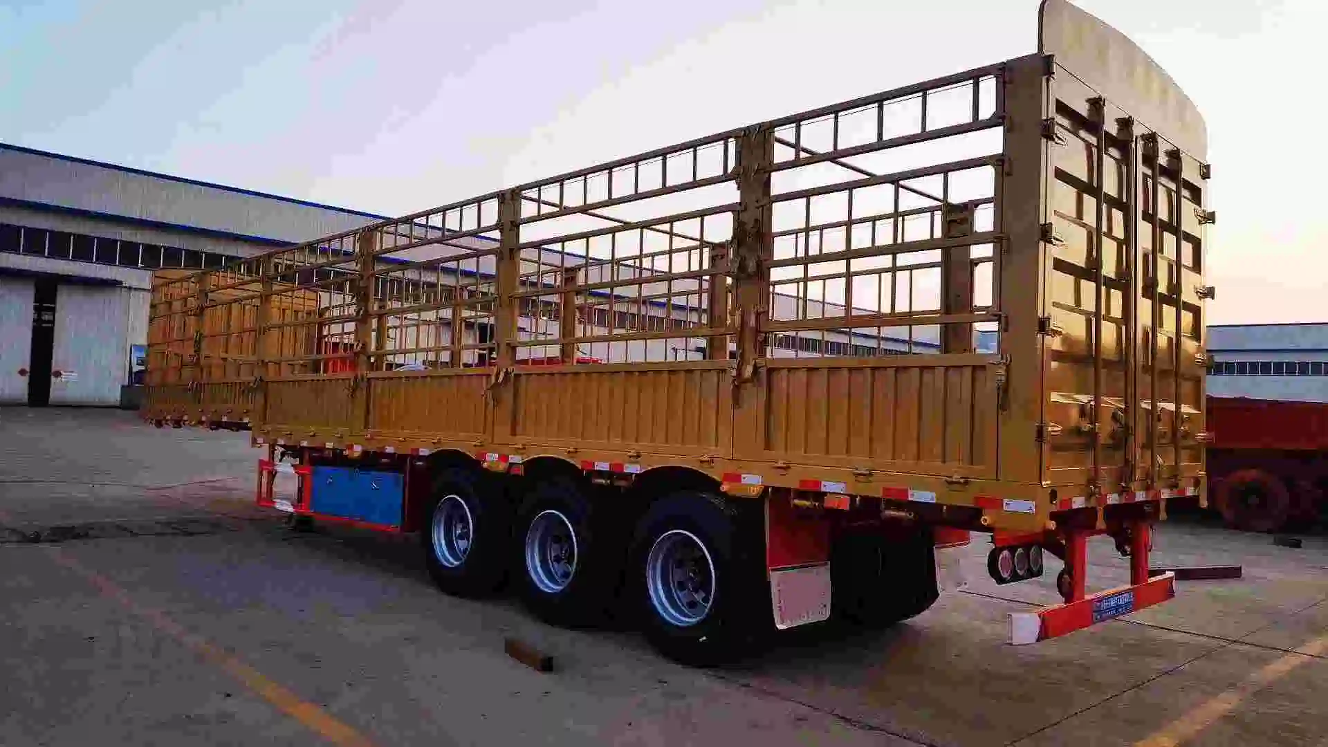 New 3/4Axles 60 80t Fence Trailer Semi 40ft الماشية مقطورة شبه حمولة ضخمة من سياج الماشية