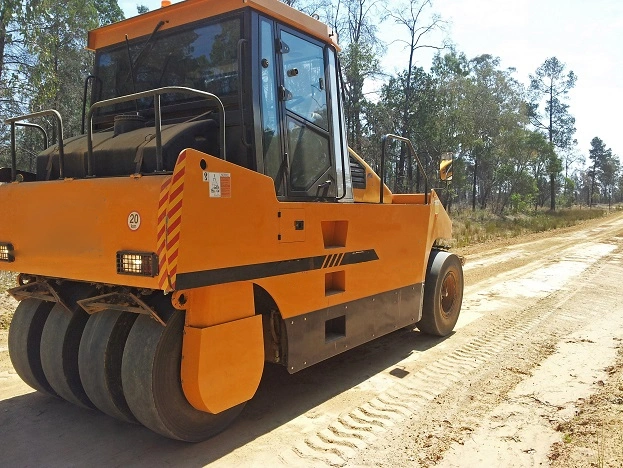 26ton Cruking Full Hydraulic Roller SSR260AC-8h Vibrating Road Roller