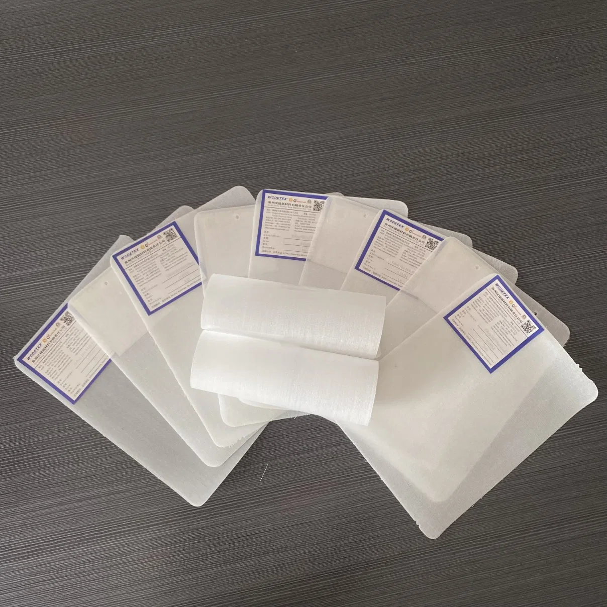 Colle thermofusible pour tissu, feuille thermoplastique pour bout de bout ou verso.