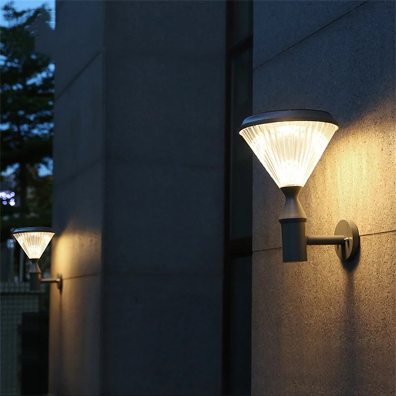 Hot Sale Outdoor Waterproof LED Warm White Lights Garden Lights Sensor Solar Wall Lamp