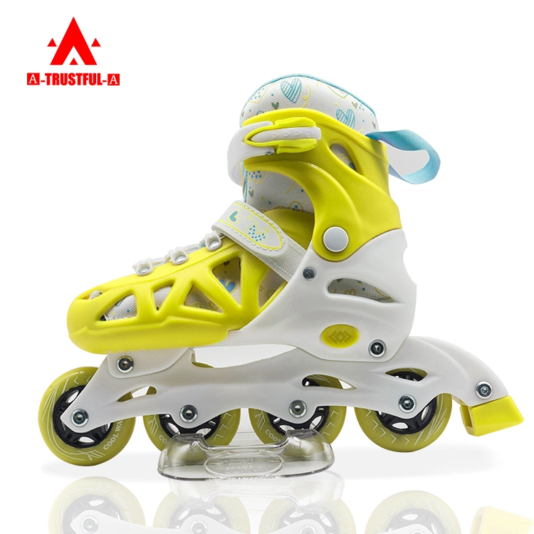 Haute fin personnalisable Inline Shoe Enfant Flashing Roller Skate