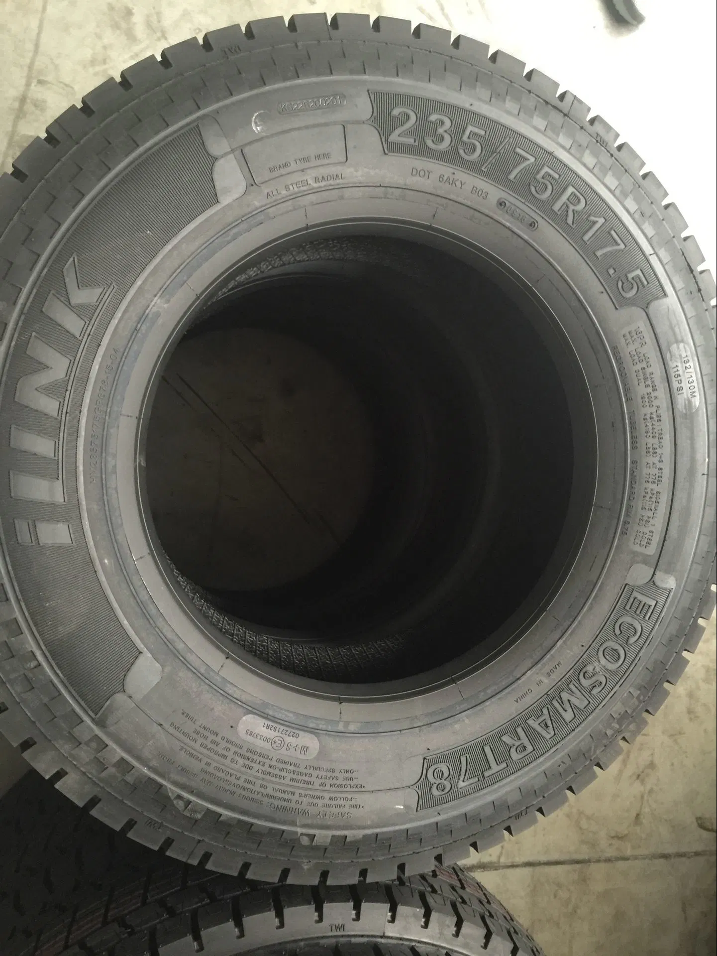 Marca la constancia del Neumático de Camión Radial TBR NEUMÁTICO (215/75R17.5 235/75R17.5 225/70R19,5 245/70R19,5)