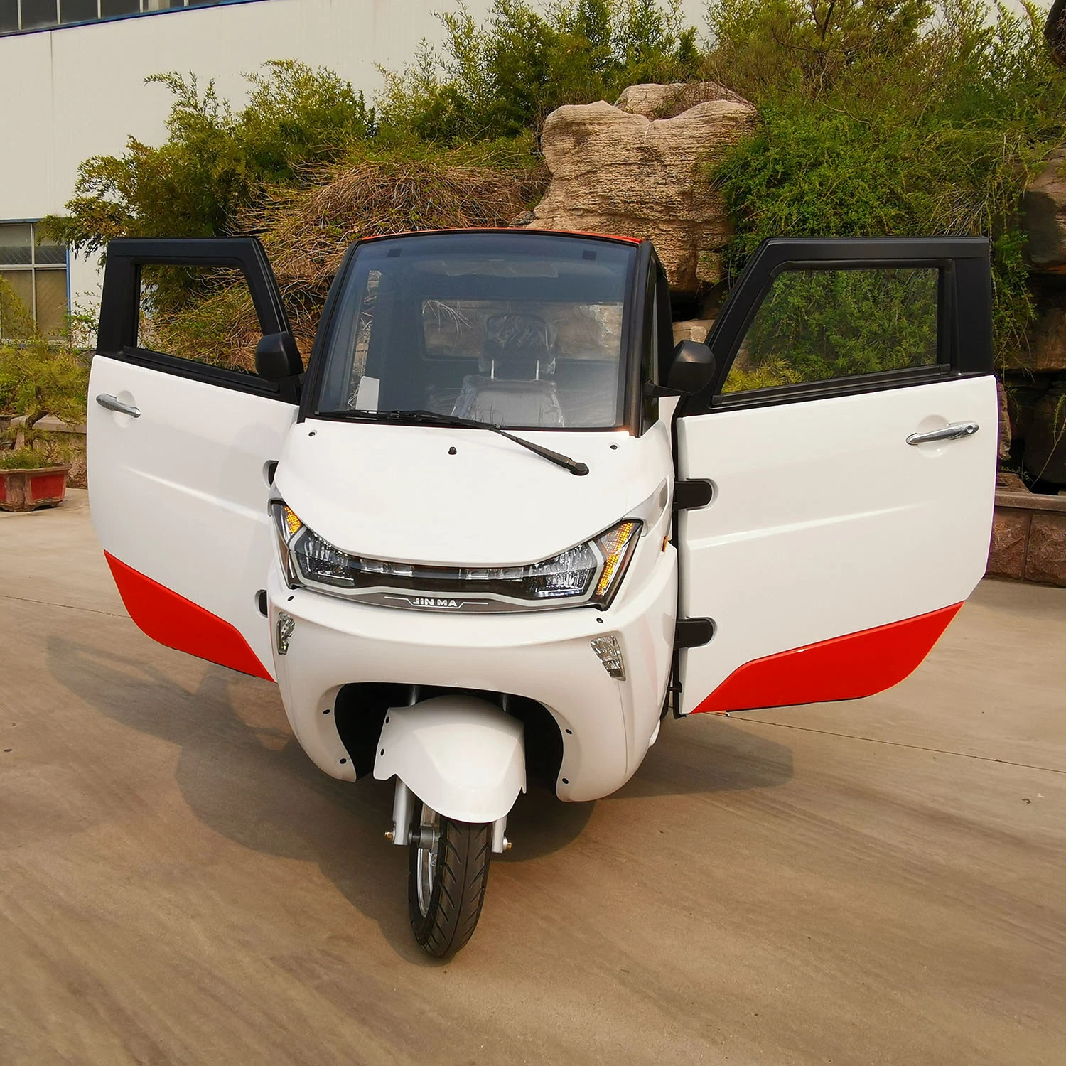 Runhorse triciclo eléctrico de 3 ruedas cabina Alquiler de Scooter de movilidad eléctrica