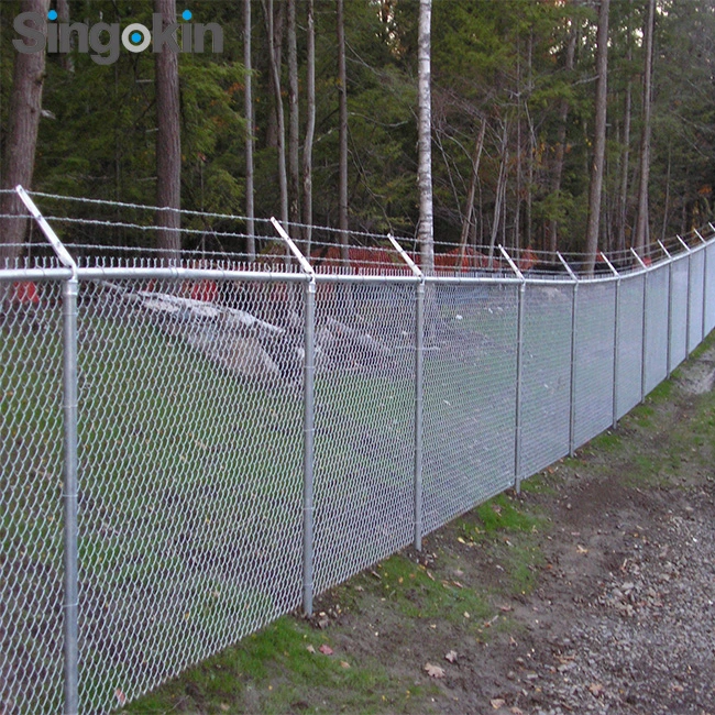 6FT 8FT Diamond Shape Cyclone Hurricane Net Mesh Fencing Sportsfield Galvanized and PVC Coated Chain Link Fence Price