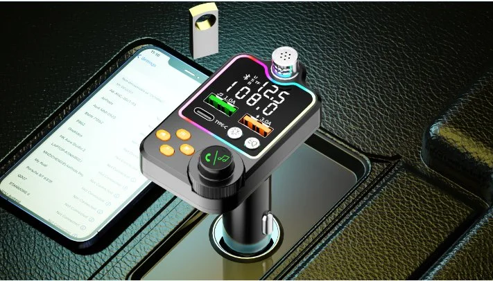 2022 سيارة للبيع الساخنة Bluetooth-Kit PD 3.1A هاتف USB مزدوج جهاز إرسال FM لمشغل Bt5.0 Bluetooth-MP3