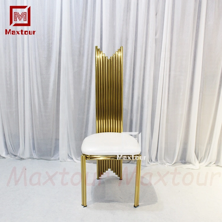Cadeiras de jantar de encosto alto em aço inoxidável dourado com assento em PU branco para festa de eventos de casamento de luxo.