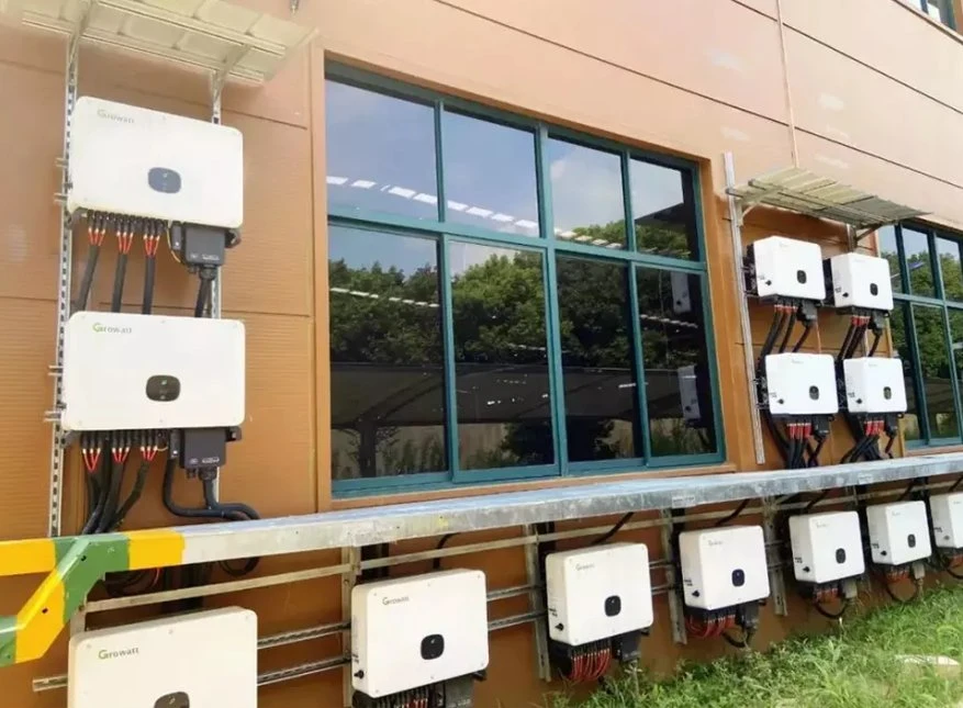 Tipo de Europa Growatt Venda quente com WiFi MID 33ktl3-X 33kw na grelha com três fase Growatt Inversor Solar