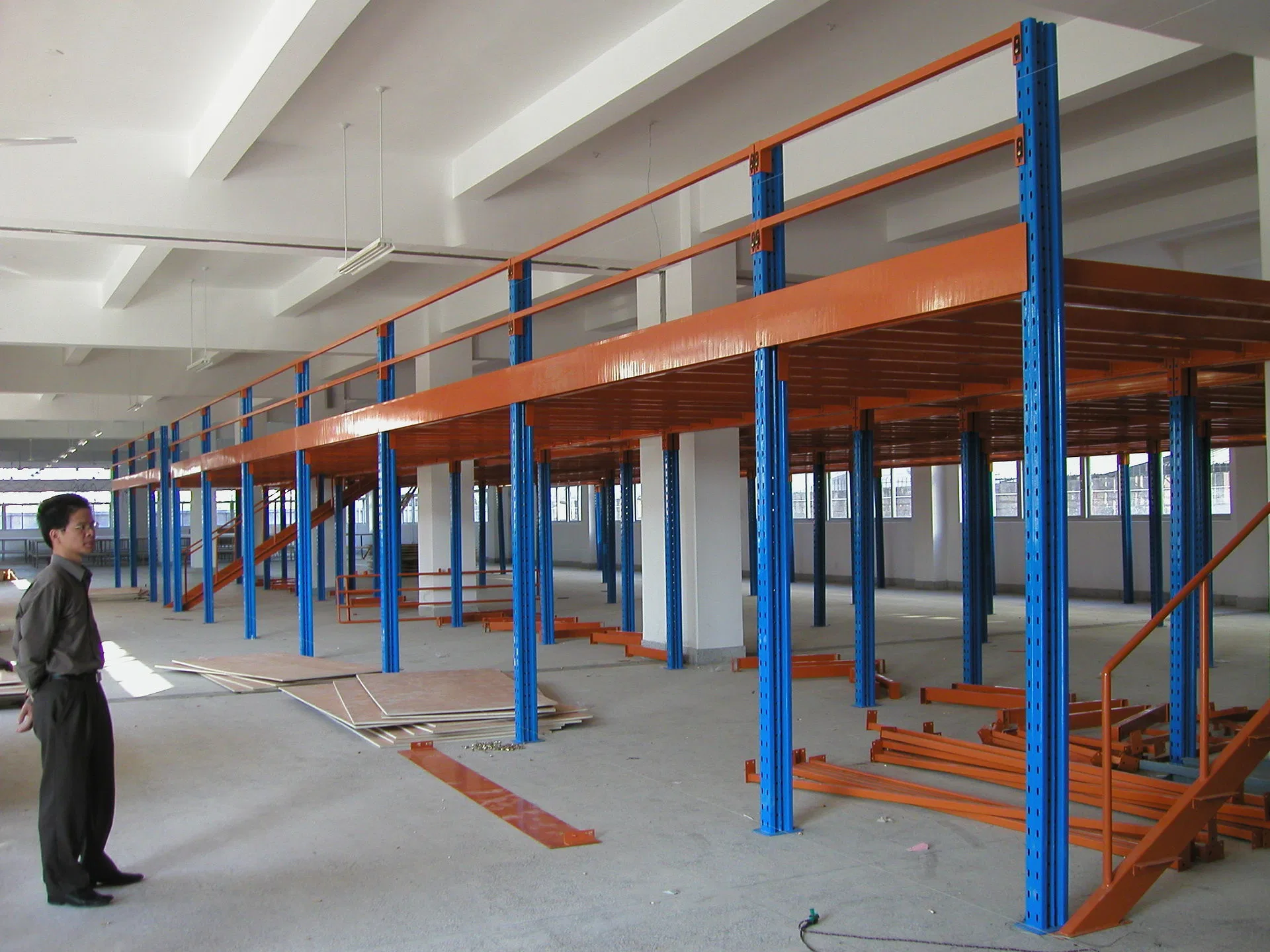 Industrial Prefabricated Metal Medium Duty Warehouse Racking Multi-Level Mezzanine Floor