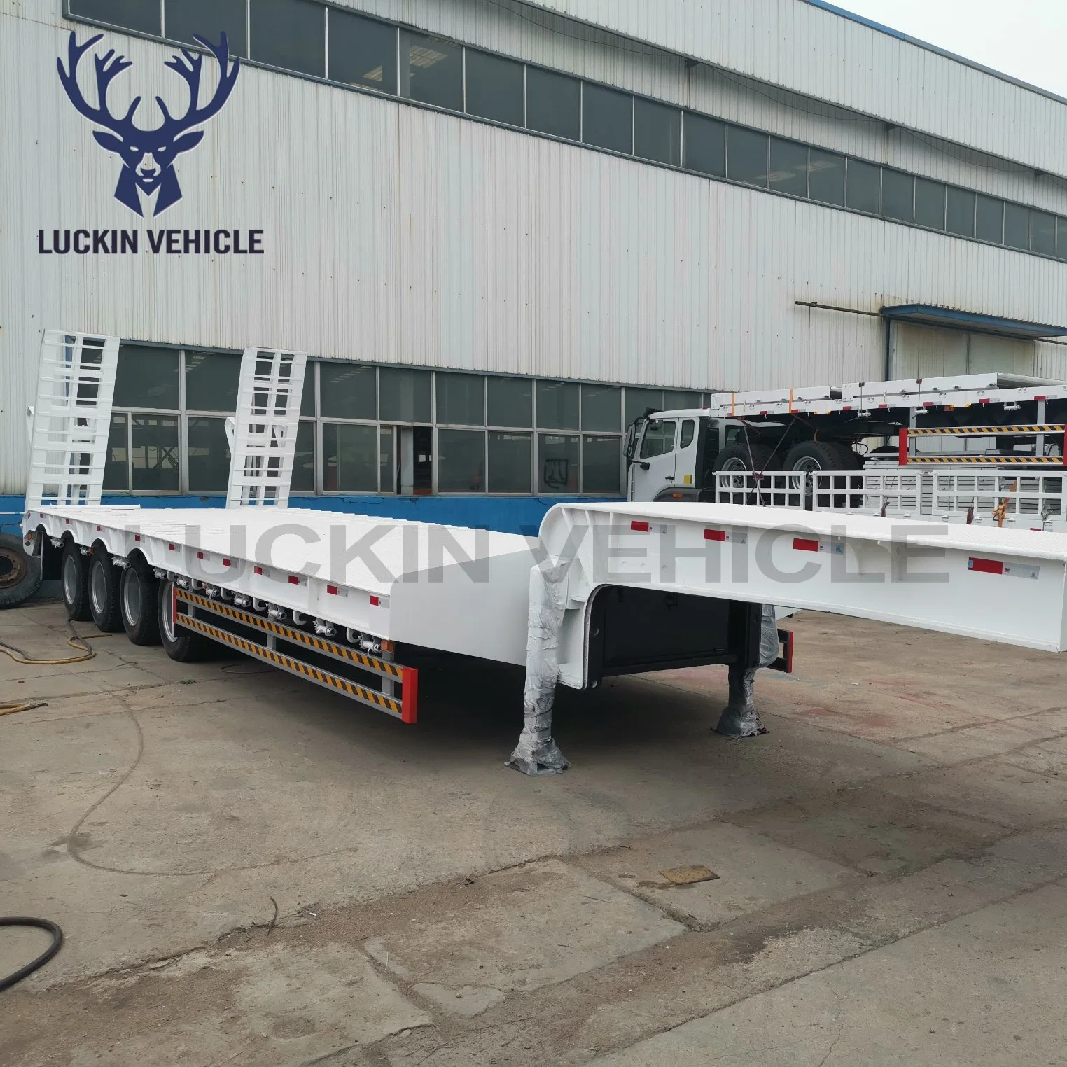 Spot Discount 2/3/4 Axles 50/60/80/100 Tons Low Bed Factory Lowboy Loader Drop Deck Heavy Duty Dolly Lowbed Drop Deck Trailer for Heavy Equipment Transportation