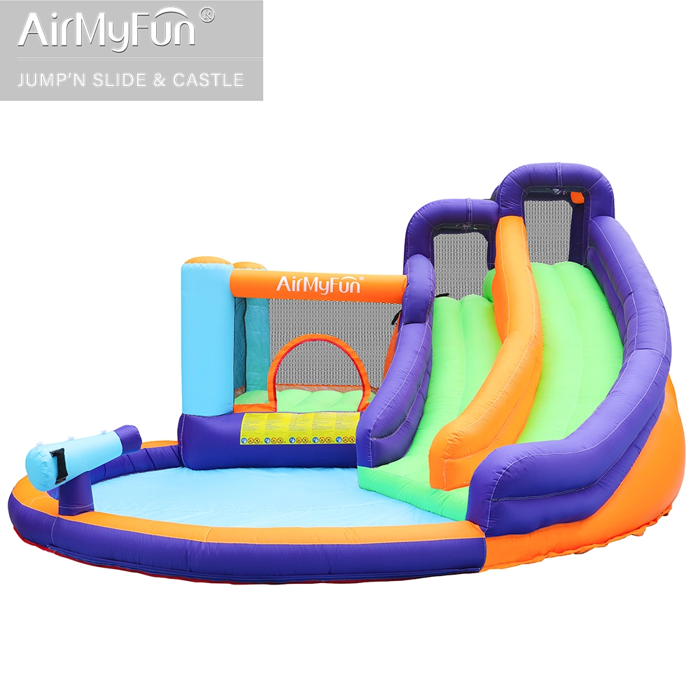 Inflatable Wholesale/Supplier Floating Water Bouncy Castle Toy