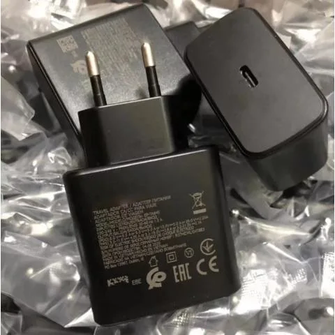 Excellent Quality 45W Pd Charger Super Fast Charging USB-C Quick Charge Type C Us/EU/UK Plug AC Power Adapter Charger for Samsung Note 10 S22 S20 Ep-Ta845