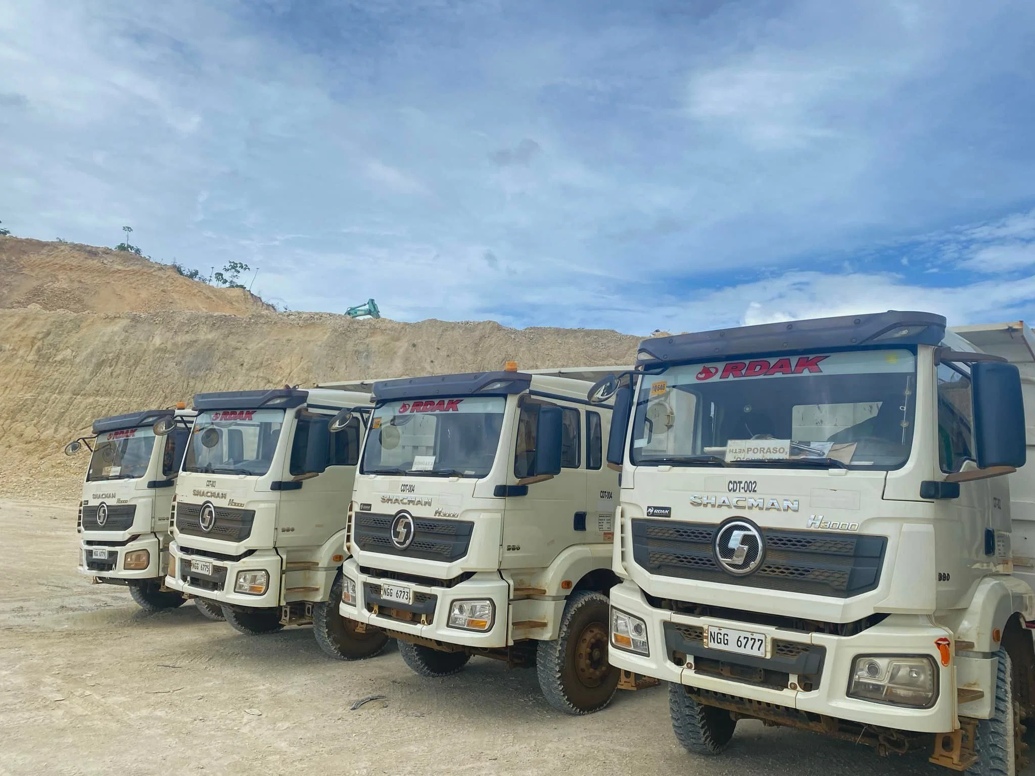 Tout nouveau 6X4 Shacman H3000 Camion-benne à 20 tonnes pour la vente de camions à benne basculante