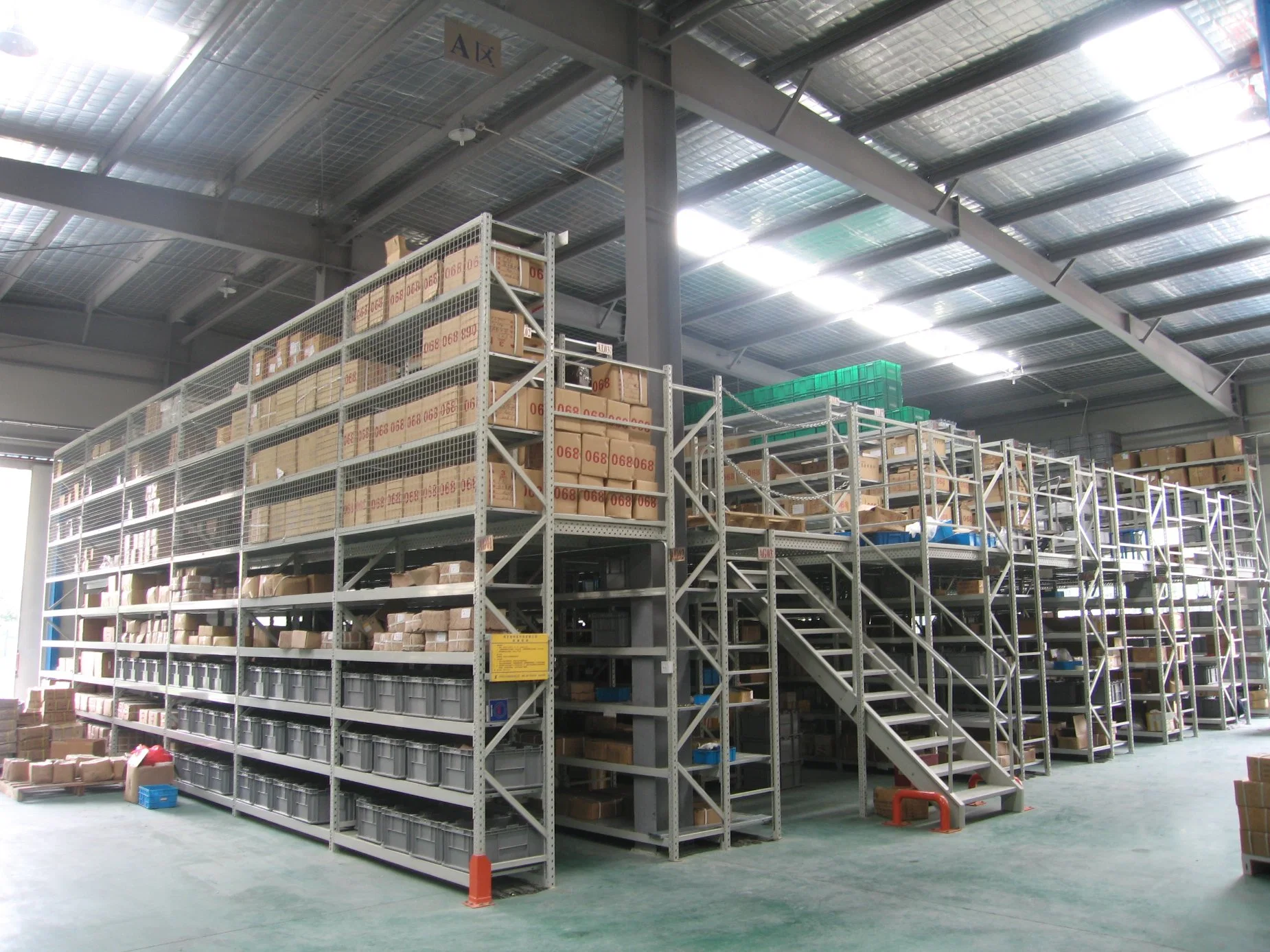 Q235B Stahlplattform System Lagerregal Mezzanine