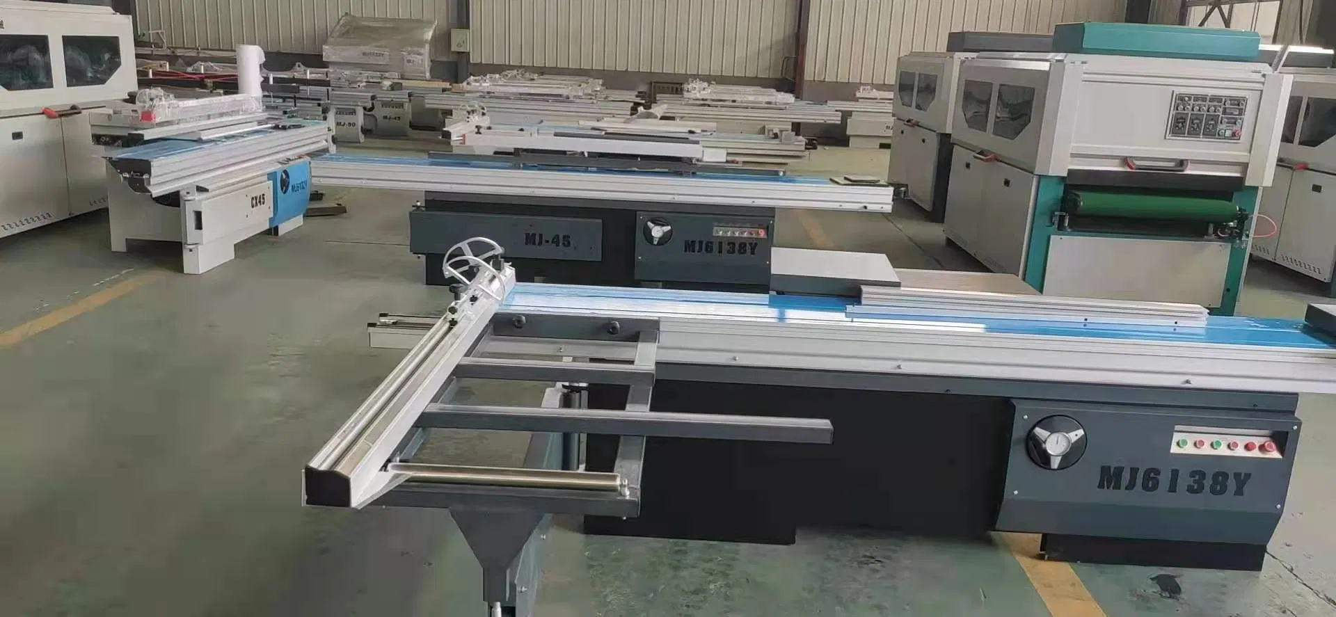 Woodworking Machinery CNC Router Electric Wood Planer Hand Saw Machine Wood Panel Table Saw