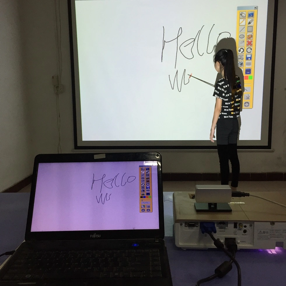 Multi-Touching Interactive Whiteboard for E-Learning (IWB2800)