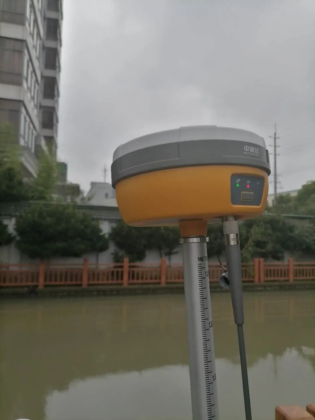 Hi Target Rtk Gnss Land Survey Equipment V30 Plus GPS