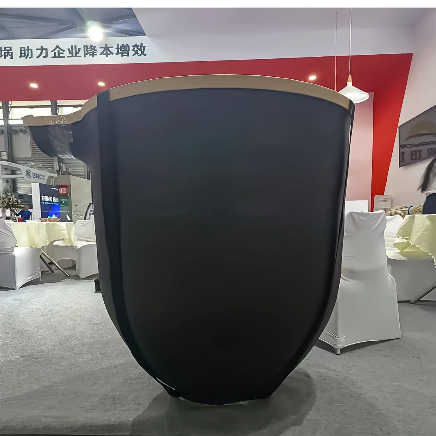 1t Multiple Melting Capacity High Temperature Resistant Graphite Crucible