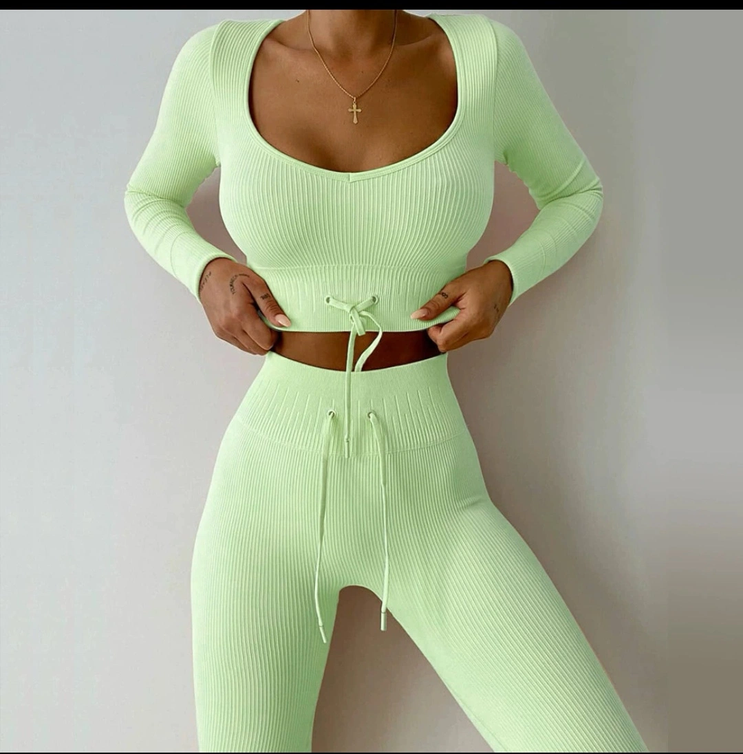 Vestuário de ioga para senhora vestuário de desporto fato de treino sem costuras para mulher Vestuário de fitness Sportswear com cordão de Legging desportivo