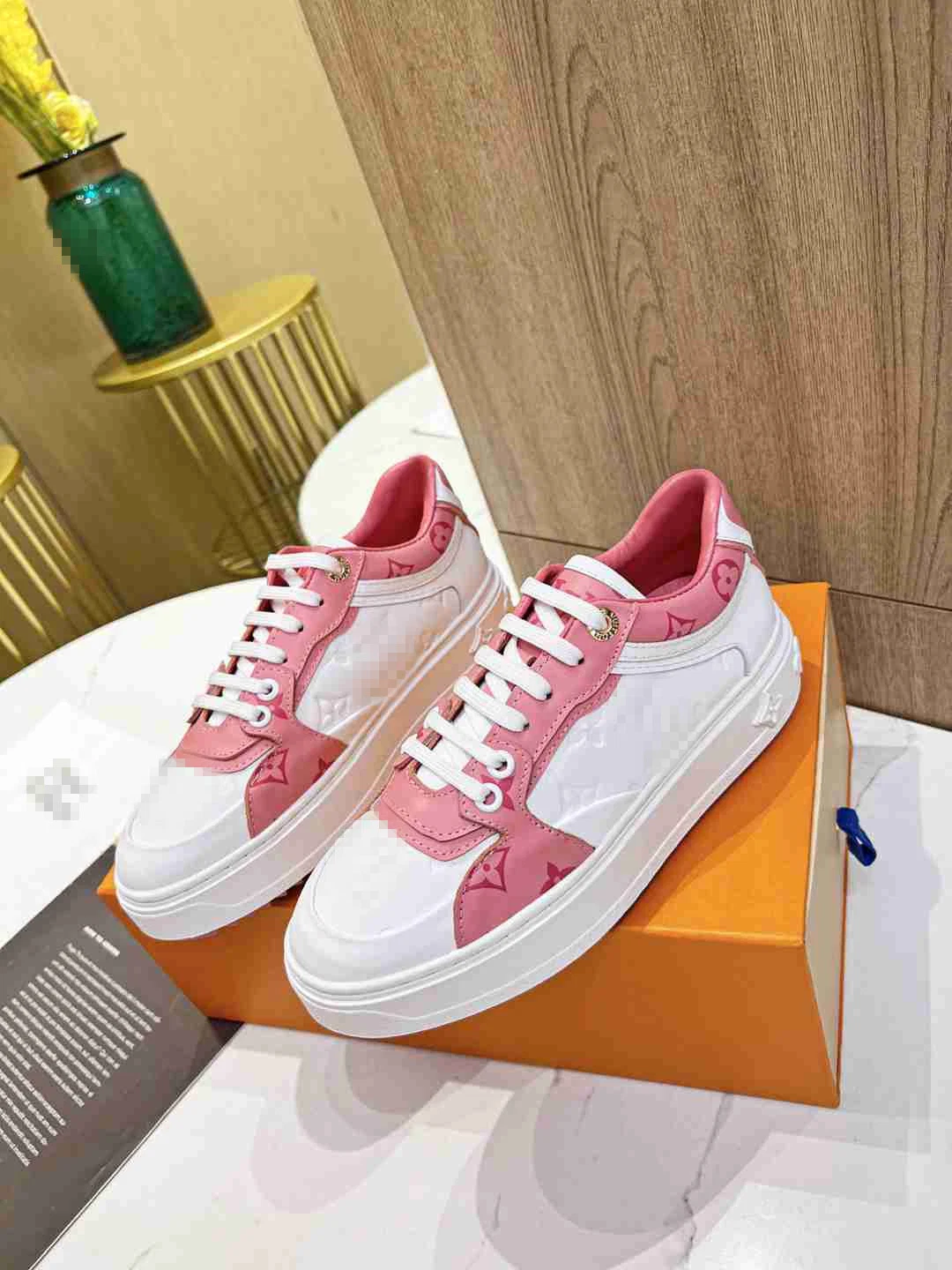 Classic Casual Ladies Shoes Breathable Women Shoes Womens Sport Shoes Leisure Shoes White Small Board Shoes