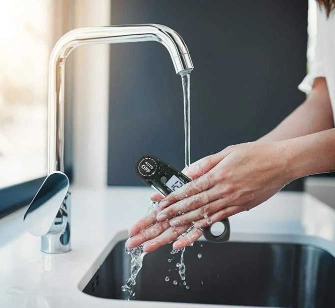 Termómetros digitales de carne a prueba de agua de lectura instantánea con fuerte interno attacable Imán