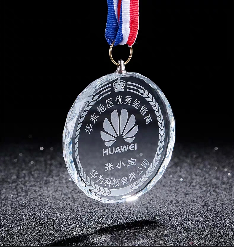 Presente de medalhas de cristal de suspensão criativo personalizado