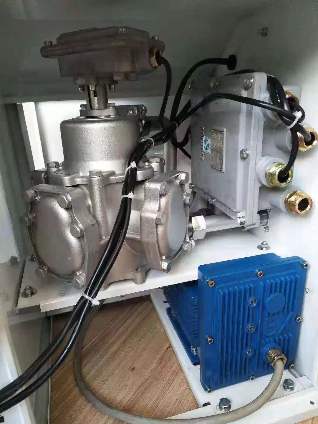 CNC Light Weight High Accuracy OEM Brand Portable Fuel Dispenser