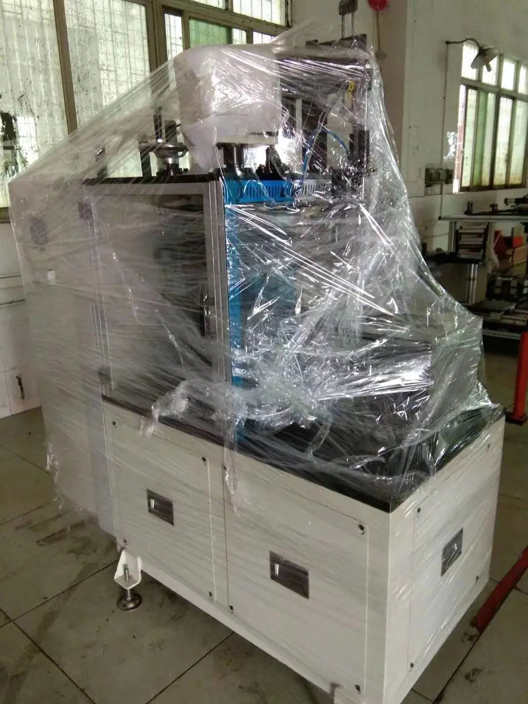 Automatic Double Side Binding Induction for High Winding Overhang Big Electric Motor