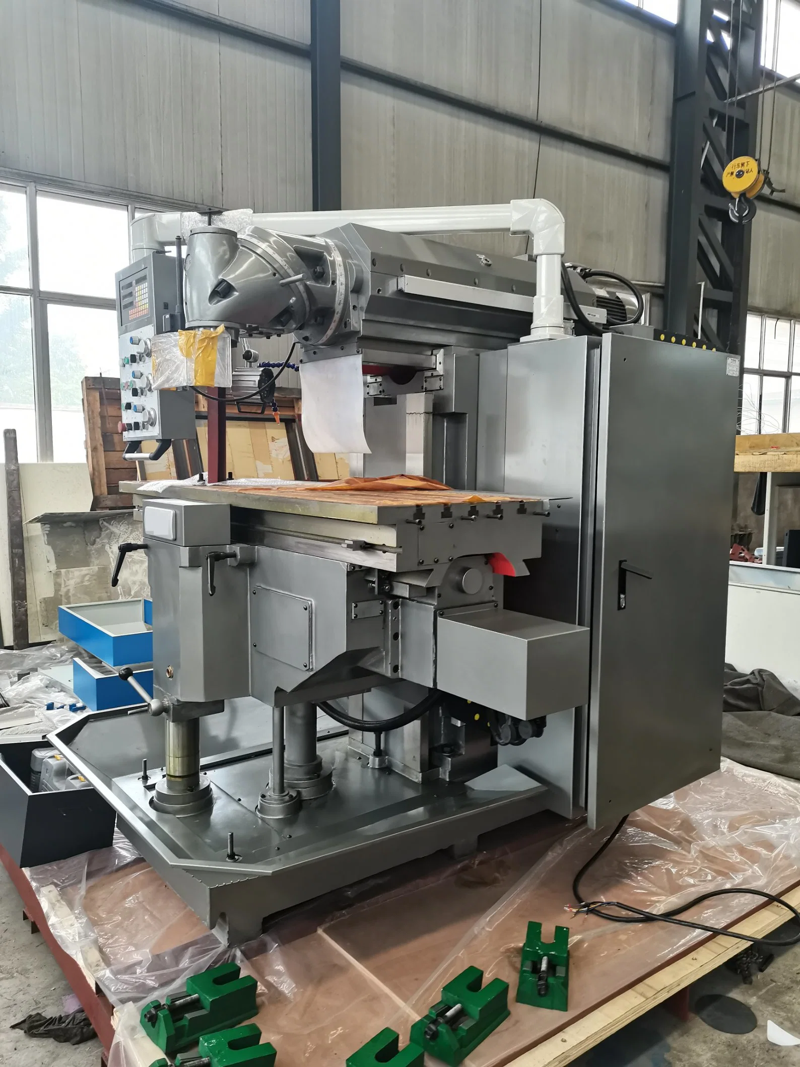 RAM Milling Machine for Metal Cutting Big Main Motor Power