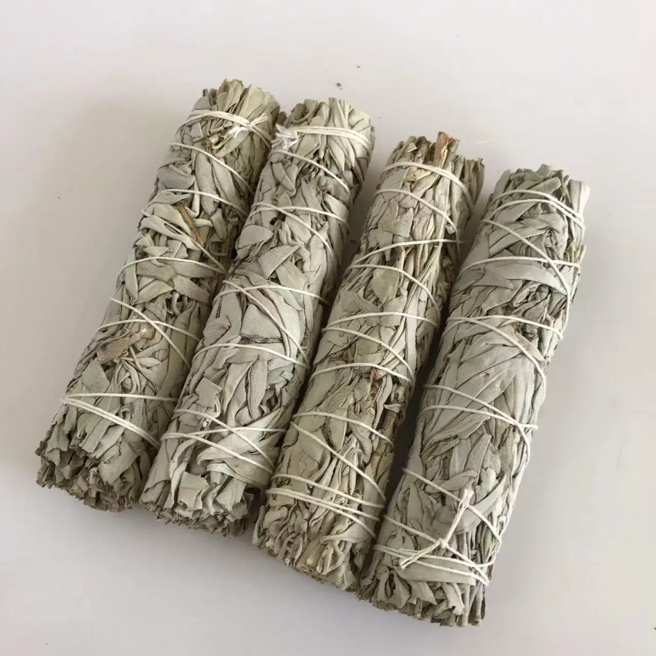 Wholesale/Supplier Organic Dried Leaves White Sage Smudge Stick for Incense