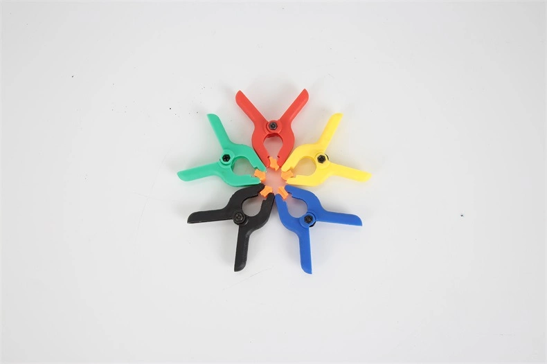 Manufacturers Wholesale 4 "Strong Plastic A-Shape Clip Photography Background Clamp Woodworking Clip Fast Fixed a-Type Spring Elastic Nylon Clip