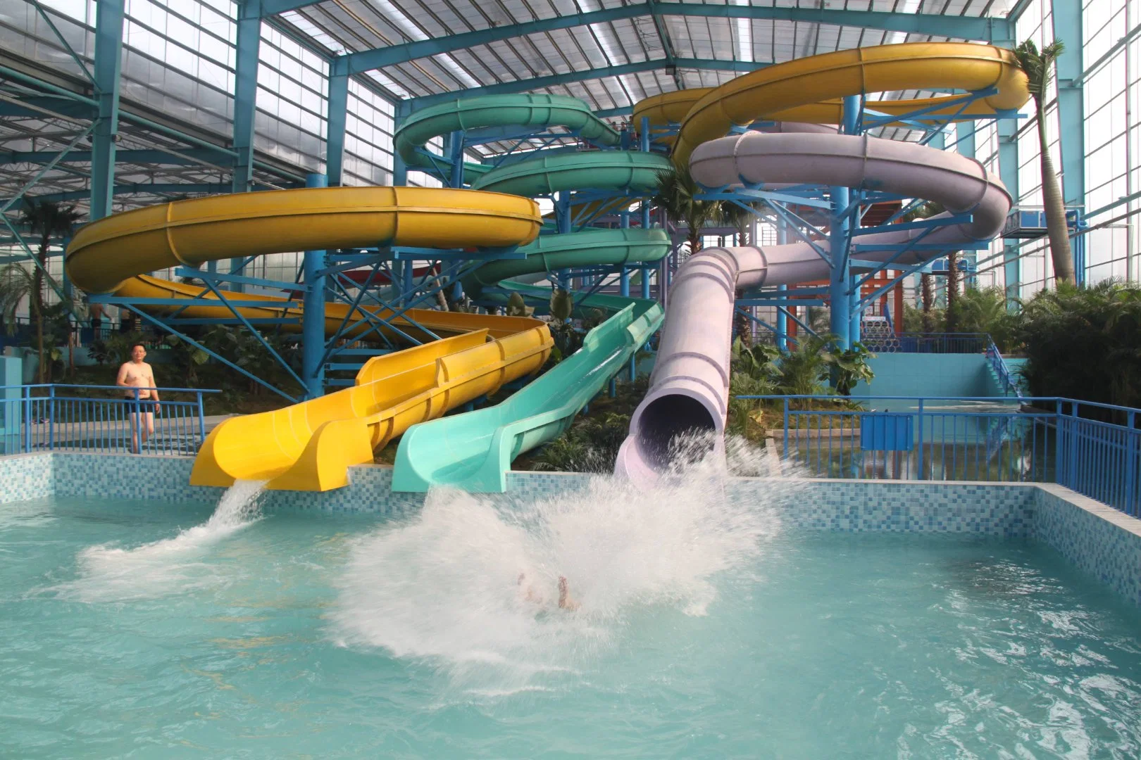 Large Outdoor Tubes Fiberglass Water Park Slide, Exciting Water Park Slide Manufacturer