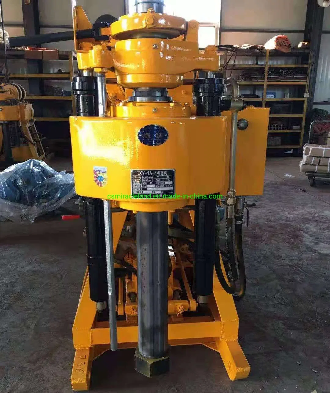 Xy-1A Crawler Mounted Soil Testing/Water Well Drilling/Geotechnical Sample Exploration Hydraulic Core Drill Machine with Mud Pump