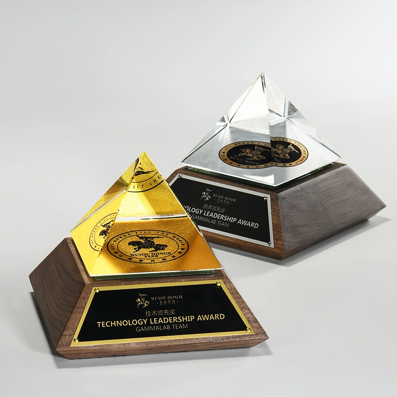 Factory Wholesale/Supplier Opening Gift Decoration Thumb Excellent Staff Award Cutting Engraving Crystal Trophy Custom