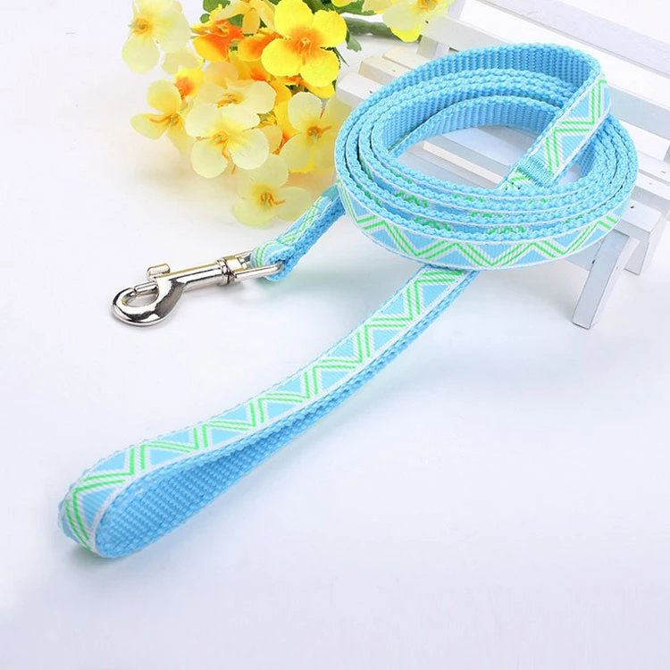 Wholesale/Supplier Dog Harness Adjustable Pet Training Collar Pet Supply Christmas Products Nylon Polyester Coated Retractable Dog Training Lead Leather Rope Leash