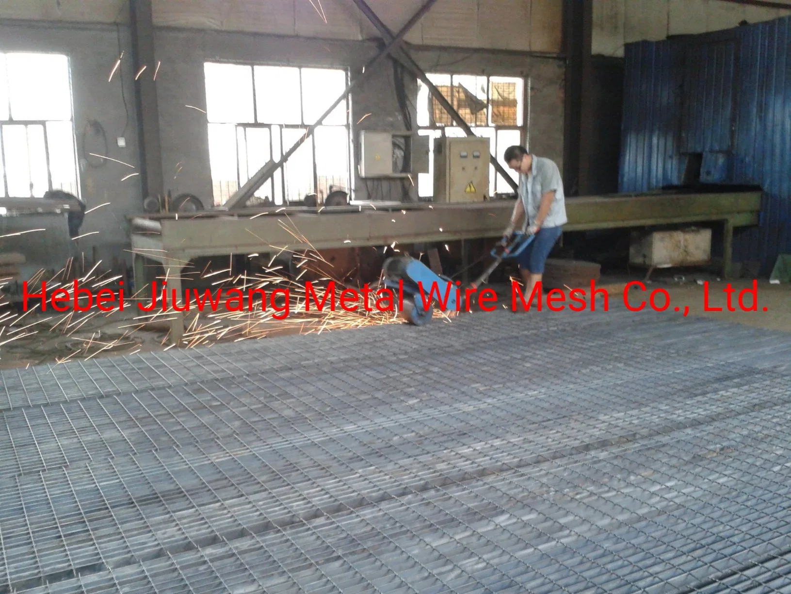 Passarelas Industrial chiadeira gradeamento de Aço Galvanizado (lâminas serrilhadas) gradeamento de barra de aço escadas escada de aço as etapas de aço bitolas de aço escadas