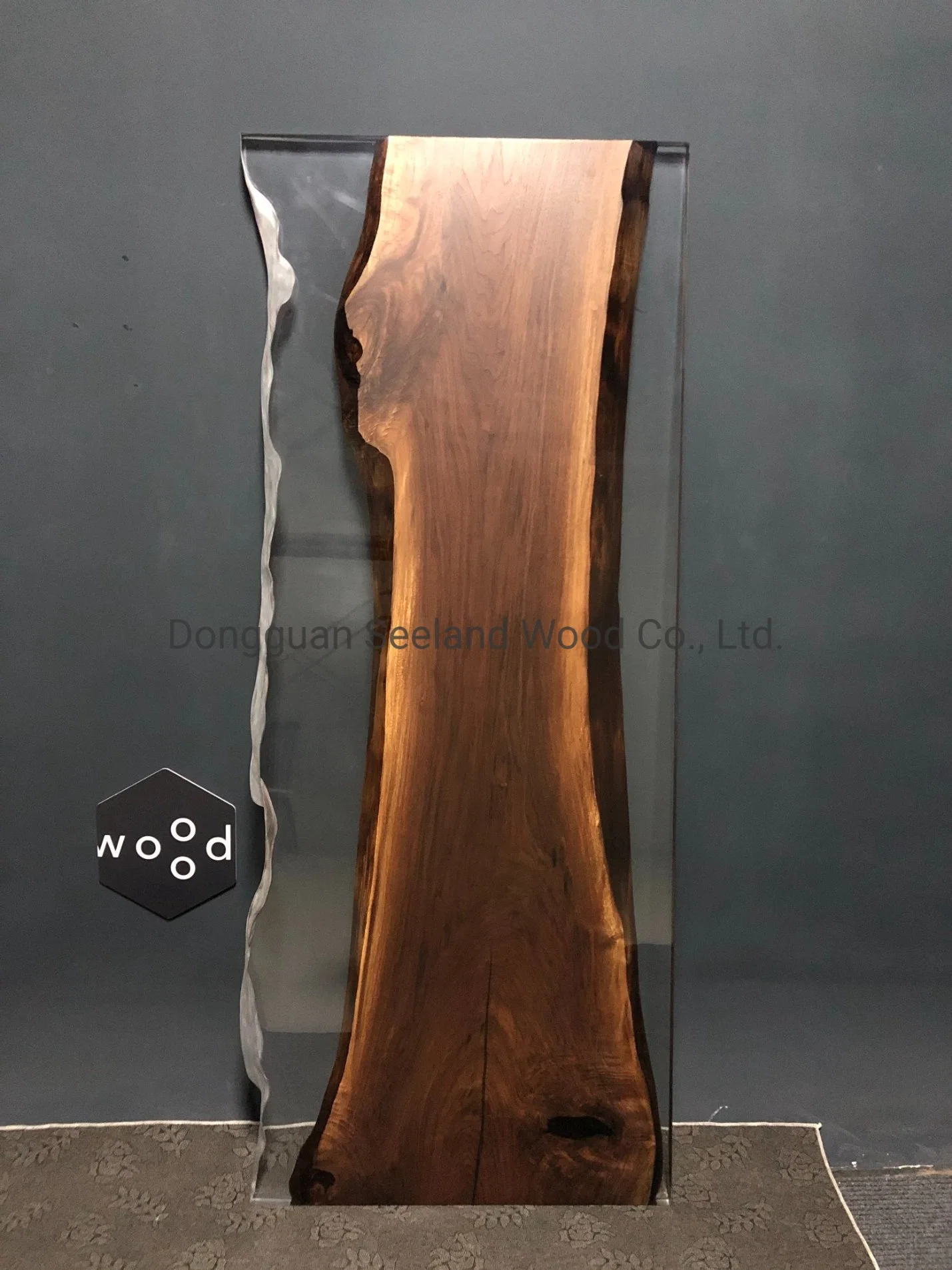 Raw Edge Custom Size Solid Wood Resin Table for Conference (جدول إعادة ضبط الخشب الصلب المخصص للمؤتمر)