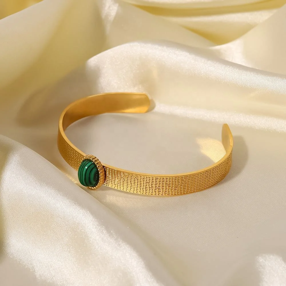 Excellent 18K Gold Plated Green Malachite Insert Stainless Steel Bangle