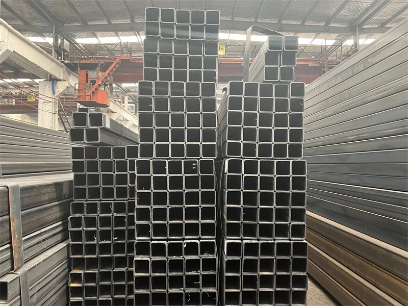 ASTM Q235A Black Ms Welded Od 25mm Carbon Steel Square Tube Pipe for Liquid Oil