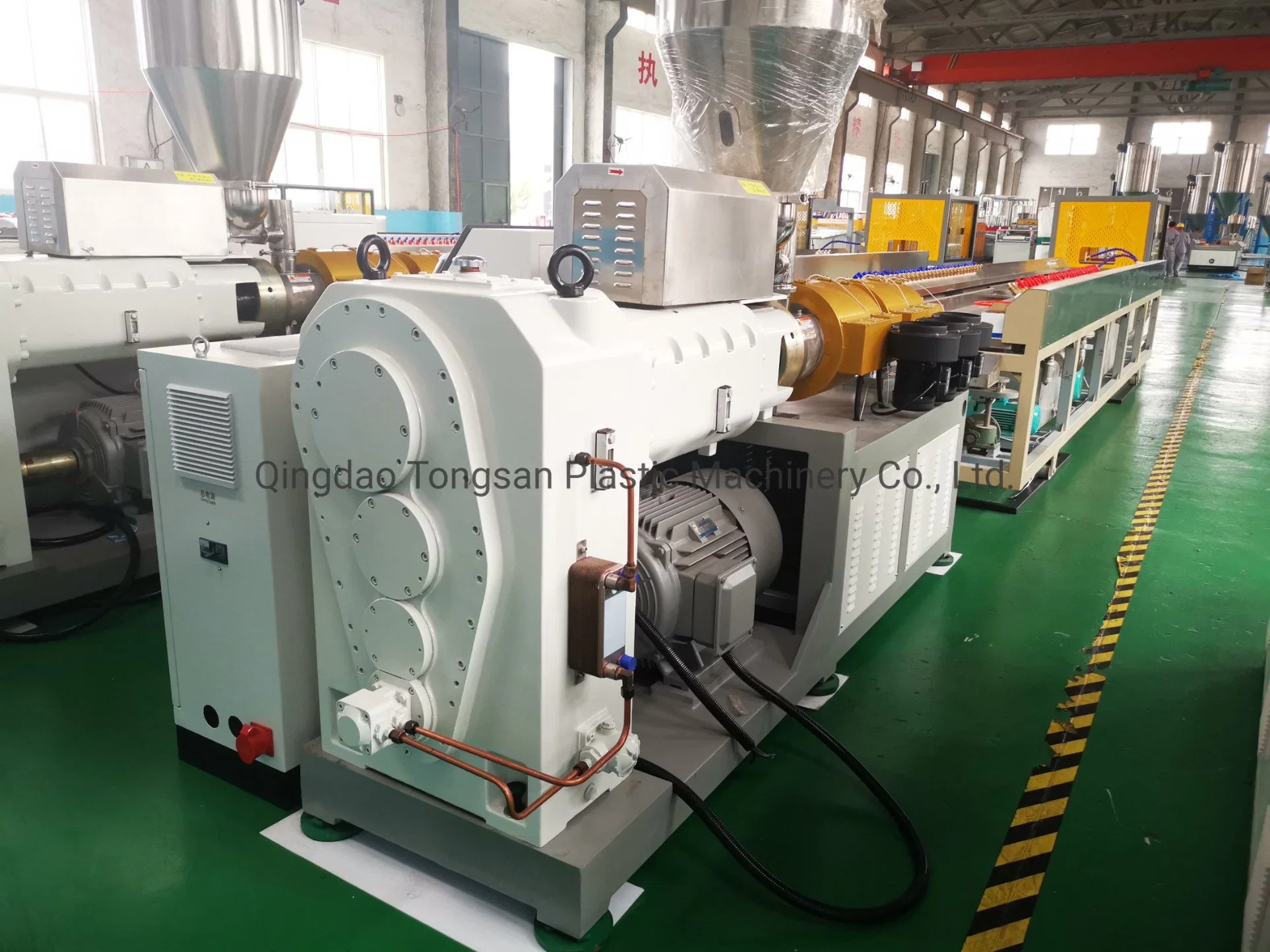 Wood Plastic WPC Decking Extrusion Machine with 3D Embossing Machine Online
