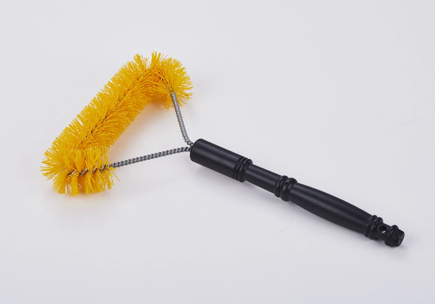 Triangle Plastic Bristle Brush with Wire Black Handle