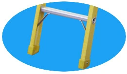 (375LBS) 35kv Yellow 8m Fiberglass Single-Side Grooved Rail Extension Ladder